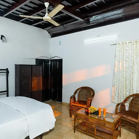 Babira Brookside Heritage Resort Kumarakom Exterior photo