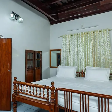 Babira Brookside Heritage Resort Kumarakom Exterior photo