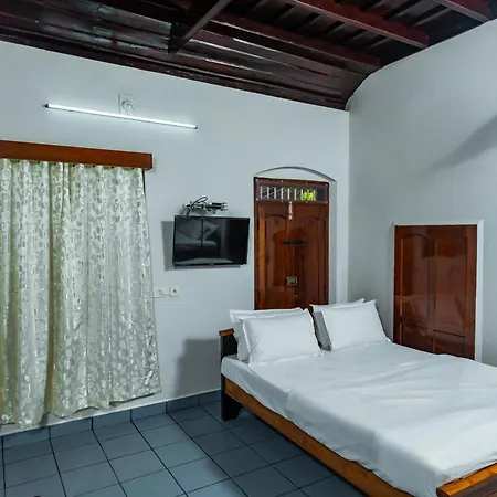 Babira Brookside Heritage Resort Kumarakom Exterior photo