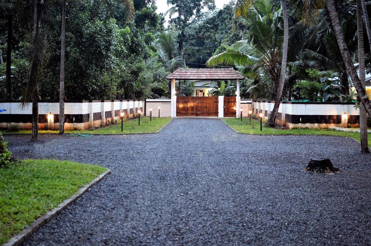 Babira Brookside Heritage * Kumarakom